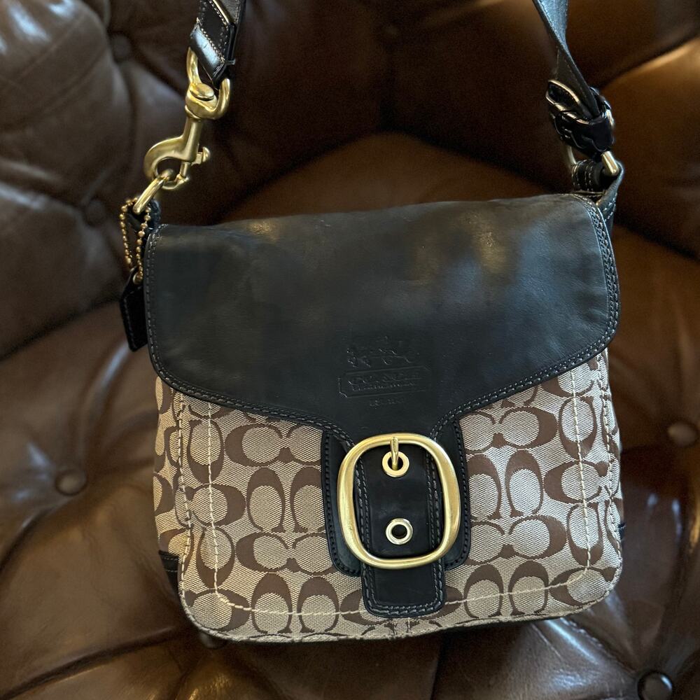 Coach Bleecker Signature Buckle Shoulder Bag Brown Black Leather 11434